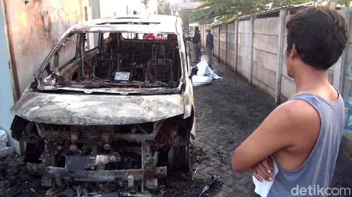 Bakar Mobil Alphard Via Vallen, Terdakwa Dituntut 3 Tahun Penjara