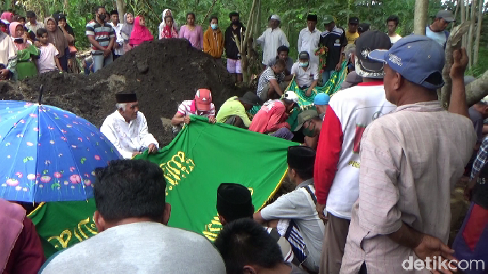 Keracunan Asap Genset, Satu Keluarga di Lumajang Meninggal