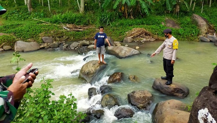 2 Mayat Ditemukan Mengapung di 2 Sungai di Ngawi