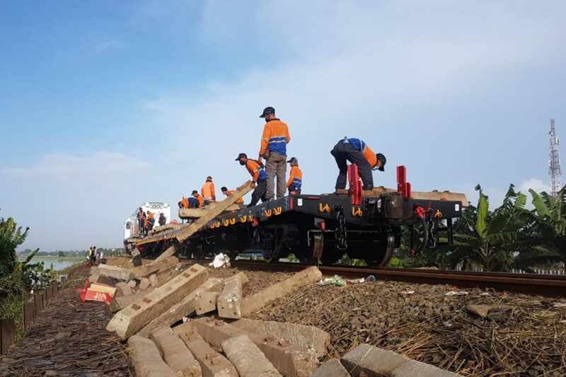 Jakarta Banjir, 6 KA ke dan dari Jakarta yang Lewat Madiun Batal Berangkat