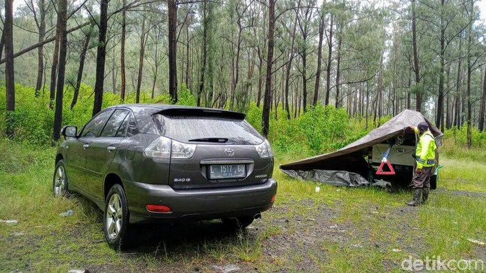 Kisah Wisatawan Terjebak Longsor Ijen: Maju Kena Mundur Kena