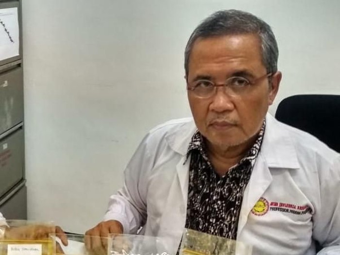 Profesor Unair Sebut Covid-19 Buatan