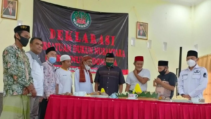 Dukun di Banyuwangi Deklarasikan Perdunu