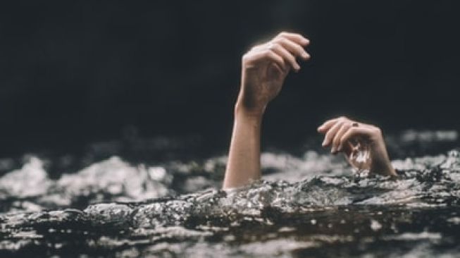 Sedang di Gubug, Pasutri di Malang Hilang Terseret Banjir