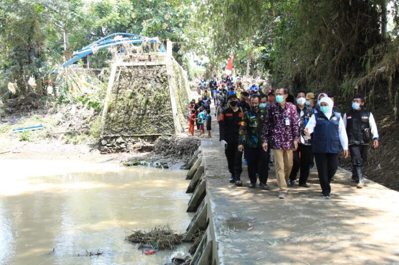 Jembatan Ngunut Magetan Putus, Khofifah Sebut Perbaikan Butuh 4 Bulan