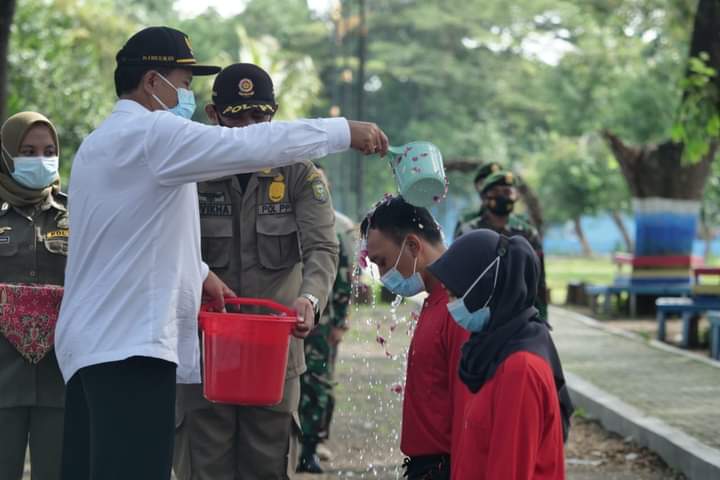 32 Warga Madiun Dikukuhkan sebagai Satlinmas Terlatih