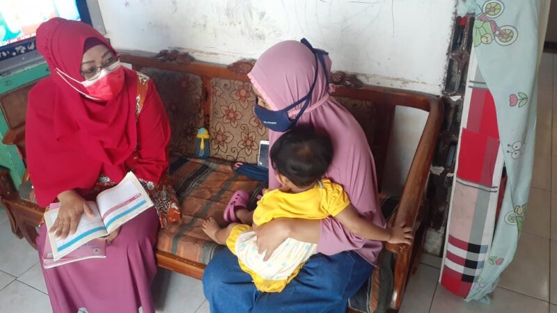 Pandemi Covid-19 Tak Surutkan Perjuangan Ibu-Ibu di Madiun Cegah Stunting pada Anak 