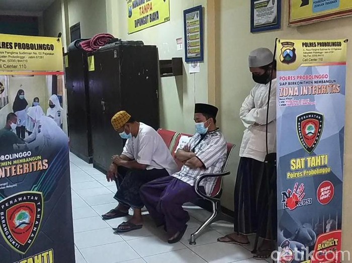 Ikut Ambil Paksa Jenazah Pasien Bergejala Covid-19, 4 Orang di Probolinggo Serahkan Diri