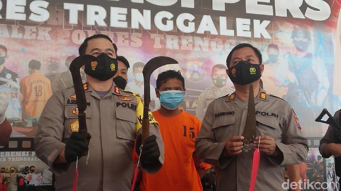 Anak di Trenggalek Bacok Bapak Angkat hingga Meninggal, Ini Motifnya