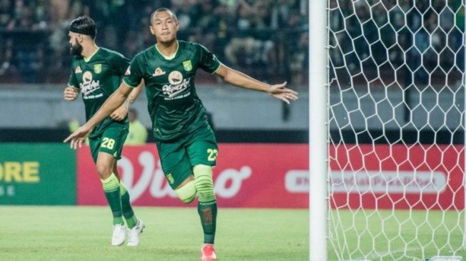 Hansamu Yama Resmi Berkostum Bhayangkara Solo FC