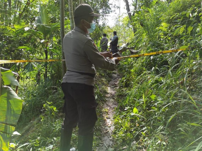 Diduga Korban Pembunuhan, Warga Pasuruan Ditemukan Meninggal di Jalan Setapak