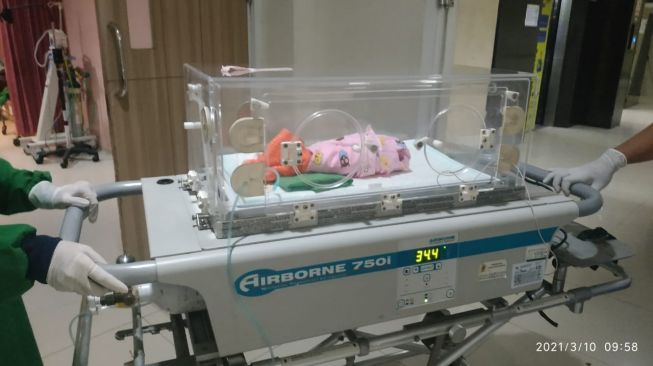 Hipotermia, Bayi Ditemukan di Tong Sampah Gresik Meninggal