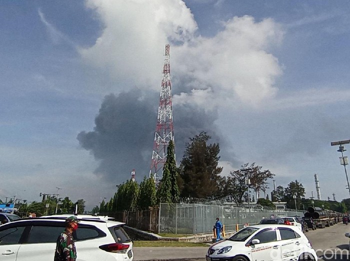 Kilang Balongan Terbakar, Suplai BBM Jatim Tak Terpengaruh