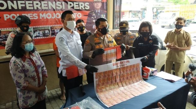 Warga Jombang Edarkan Upal di Mojokerto, Kades di Nganjuk Terlibat