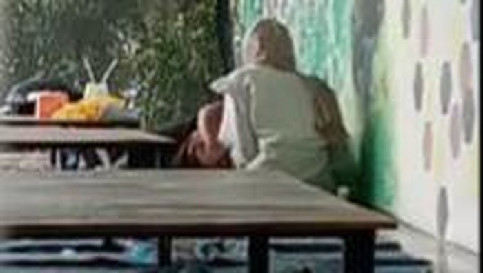 Video Sejoli Mesum di Kafe di Tuban Viral