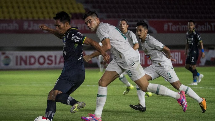 Semifinal Piala Menpora: Meski Imbang Lawan PSS, Persib Tantang Persija di Final