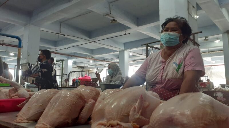 Jelang Lebaran, Harga Daging Ayam di Madiun Naik Jadi Rp36.000/Kg