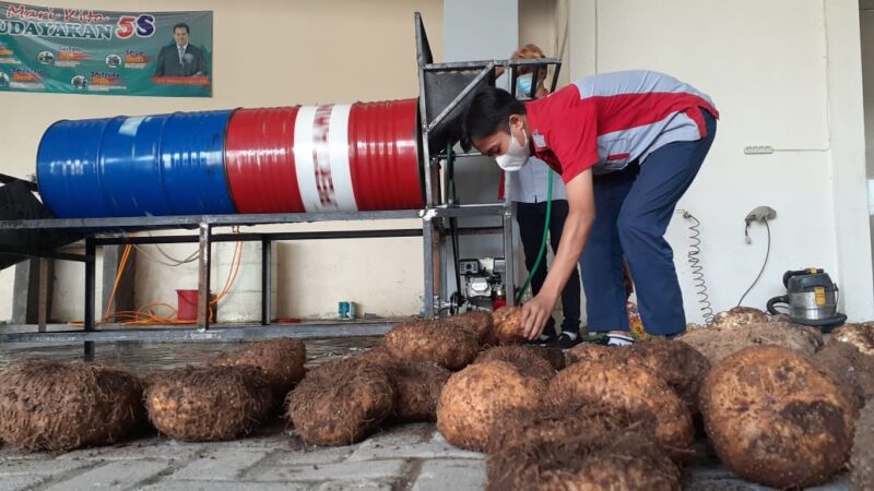 Keren! SMK di Madiun Olah Umbi Porang Jadi 47 Produk Turunan Anti Gatal