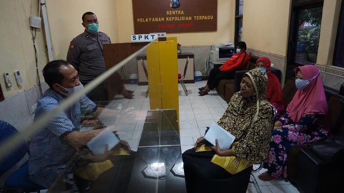 Ikut Arisan Lebaran, Ratusan Emak-Emak di Mojokerto Tertipu hingga Rp1 Miliar