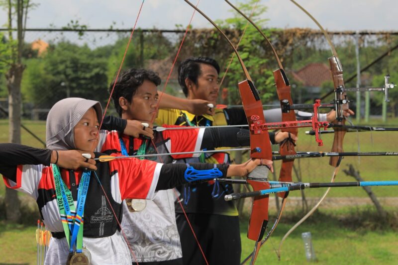 Membanggakan! Atlet Panahan Madiun Borong 6 Medali dari Kompetisi Nasional