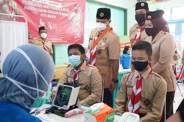 Peringati Hari Pramuka, 555 Pelajar di Madiun Disuntik Vaksin Covid-19