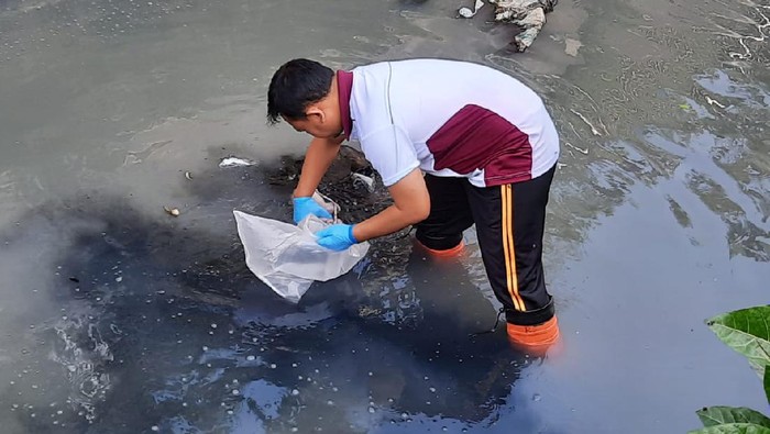 Sadis! Bayi Baru Lahir Dibuang di Sungai Kediri