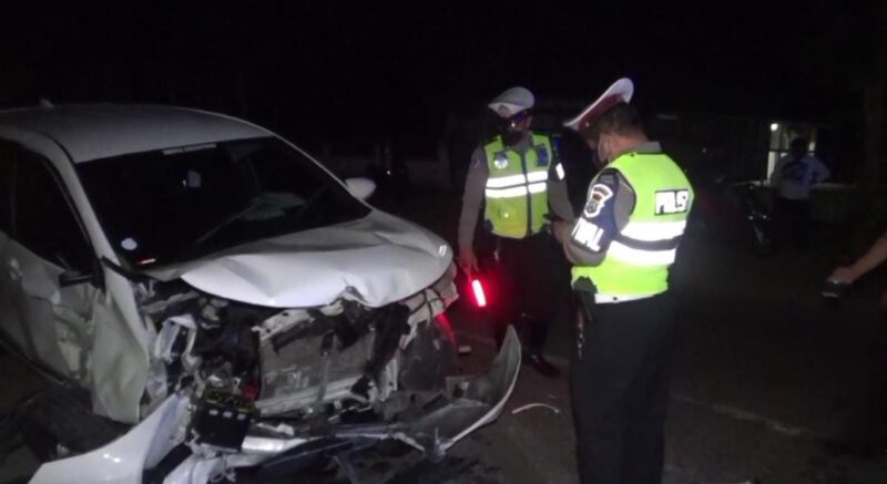 Kecelakaan Beruntun terjadi di Madiun, 3 Mobil Rusak Parah