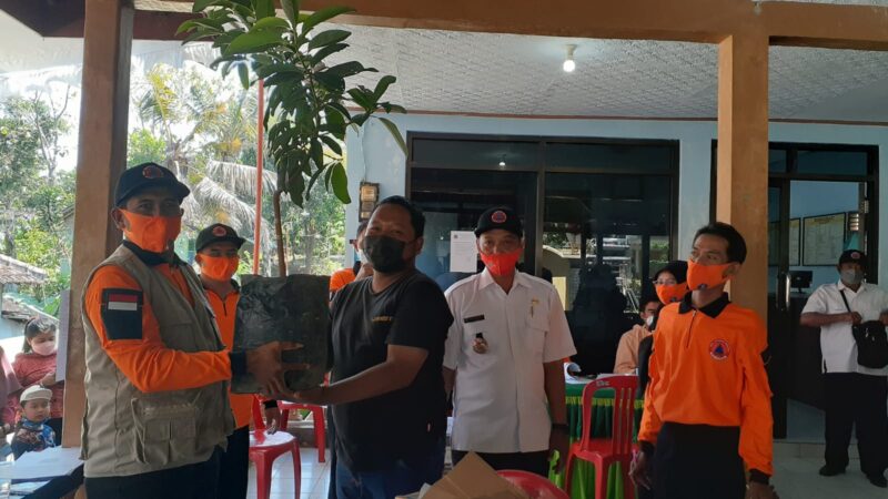 Termakan Hoaks Vaksin Covid-19, Warga Madiun Diiming-Imingi Hadiah Supaya Mau Divaksinasi