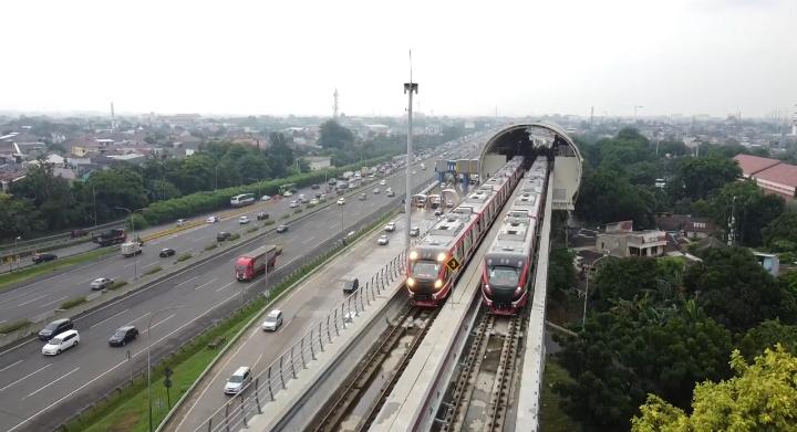 Sedang Uji Coba, 2 Kereta LRT Bikinan Inka Kecelakaan di Jakarta