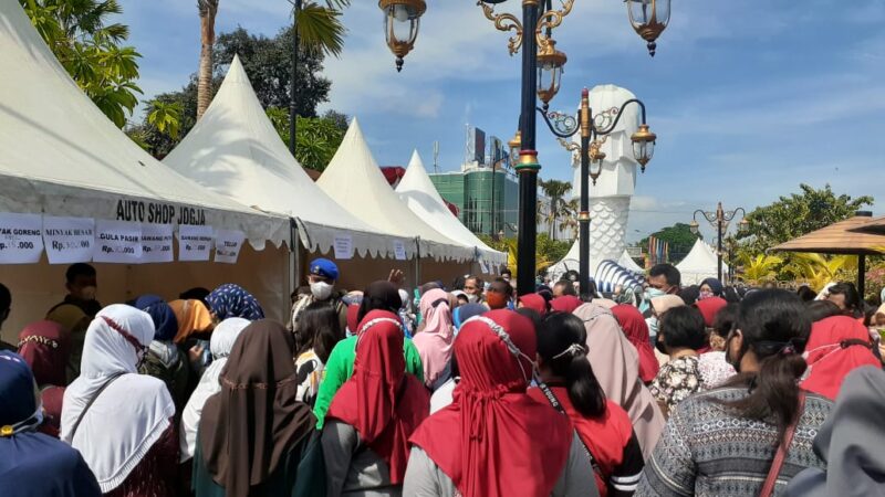 Harga Minyak Goreng Naik, Curhatan Penjual Gorengan di Madiun: Saya Tidak Tega Naikkan Harga