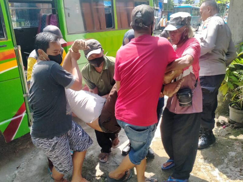 Kernet Bus Caruban-Ngawi  Meninggal saat Antarkan Penumpang