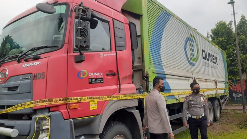 Tabrak 2 Orang Hingga Meninggal di Jalan Tol Madiun, Sopir Truk Kontainer Jadi Tersangka