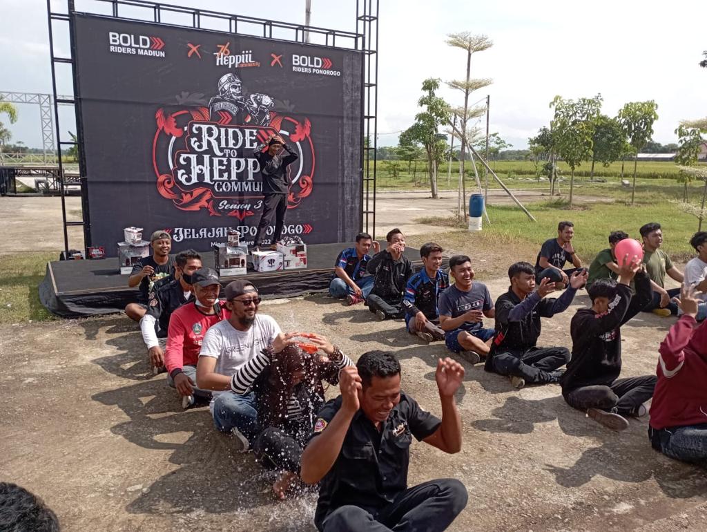 Gelar Ride Heppiii Jelajah Ponorogo, Bold Riders Madiun Belajar Sablon Sambil Berdonasi