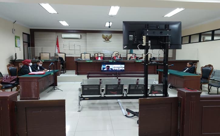 Tok! Hakim Vonis Terdakwa Korupsi Upah THL PDAM Kota Madiun 1,5 Tahun Penjara