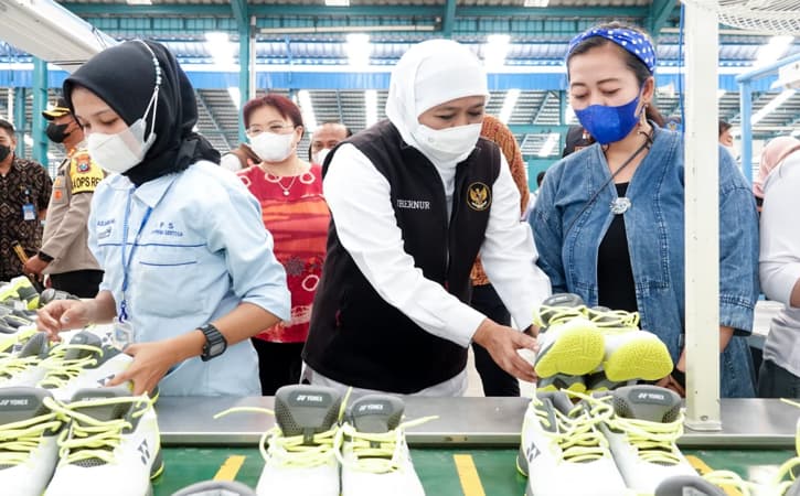 Mantap! Pabrik Sepatu di Madiun Ekspor Sepatu ke 33 Negara di Asia & Eropa