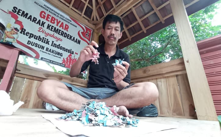 Uang Rp35 Juta dari Jual Mobil Rusak Dimakan Rayap, Warga Madiun Sedih