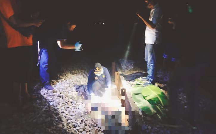 Kereta Api Kahuripan Tabrak Seorang Pria di Madiun, Jenazah Dievakuasi ke RSUD Caruban