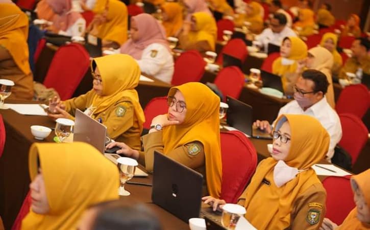 Gandeng Google Indonesia, Pemkot Madiun Latih Ratusan Guru Manfaatkan Chromebook