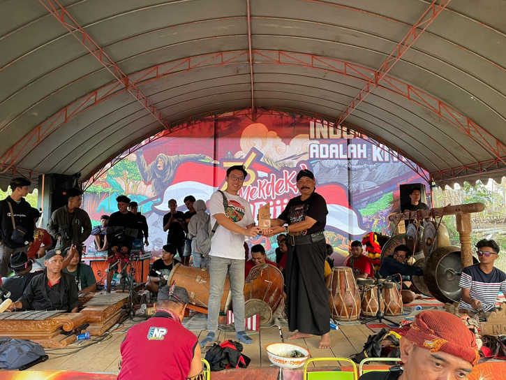 Keren! Gelar Merdeka Heppiii, Karang Taruna di Ponorogo Wajibkan Hadiah Dibeli dari Warung Tetangga