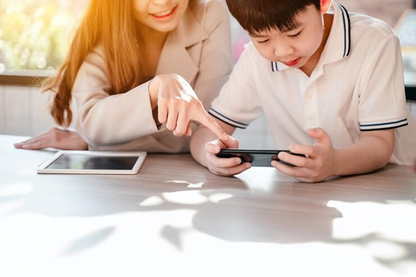 Biar Anak Rajin Belajar, Pakai Aplikasi Ini di Smartphone