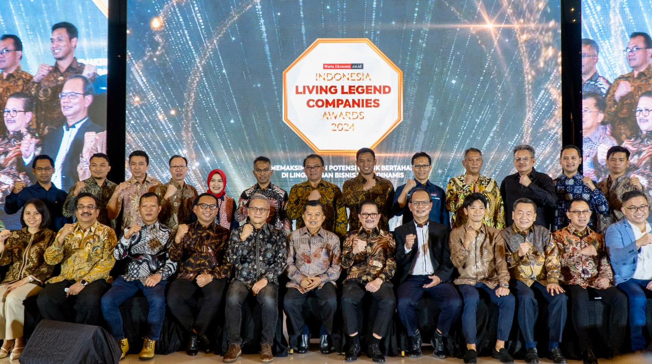 Komitmen Berinovasi dan Adaptasi, Pegadaian Raih Indonesia Living Legend Companies Awards 2024