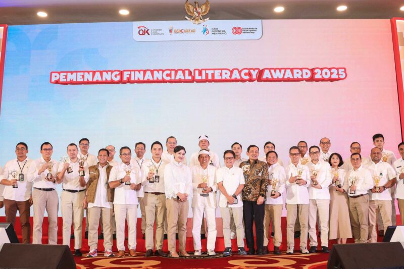 Pegadaian Raih Penghargaan OJK Financial Literacy Award 2025