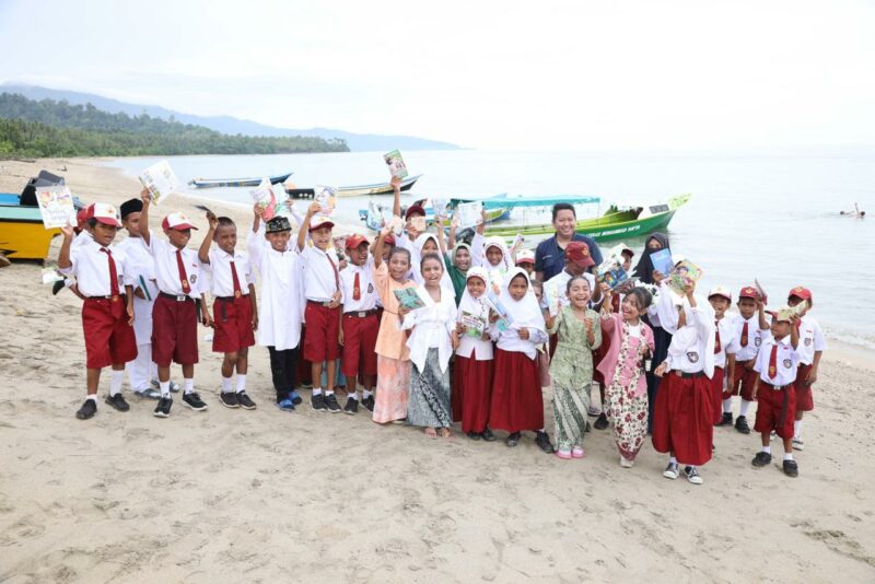 Pegadaian Dorong Akses Pendidikan di Timur Indonesia melalui Kapal Literasi Moh. Hatta